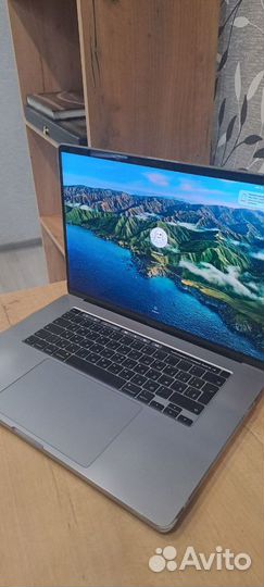 Продам ноутбук Apple MacBook Pro 16