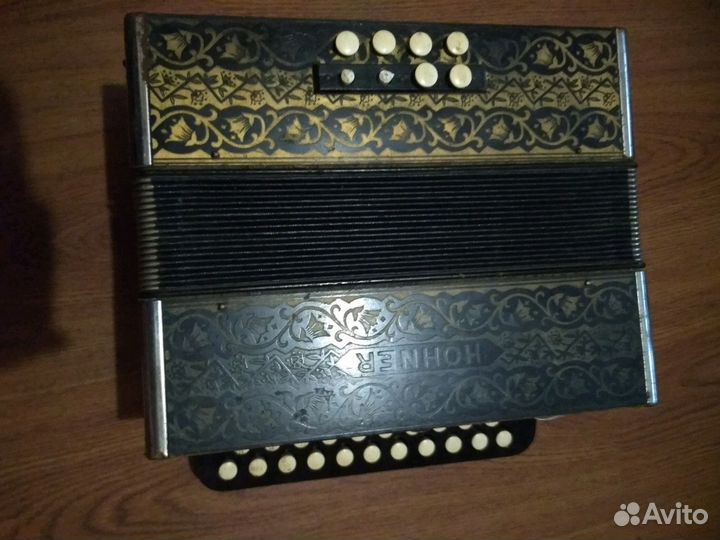 Аккордеон Hohner Vienna Model 2915