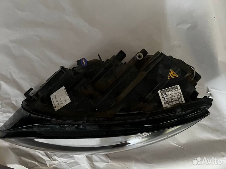 Фара передняя левая Audi Tt 8J BWA 2007