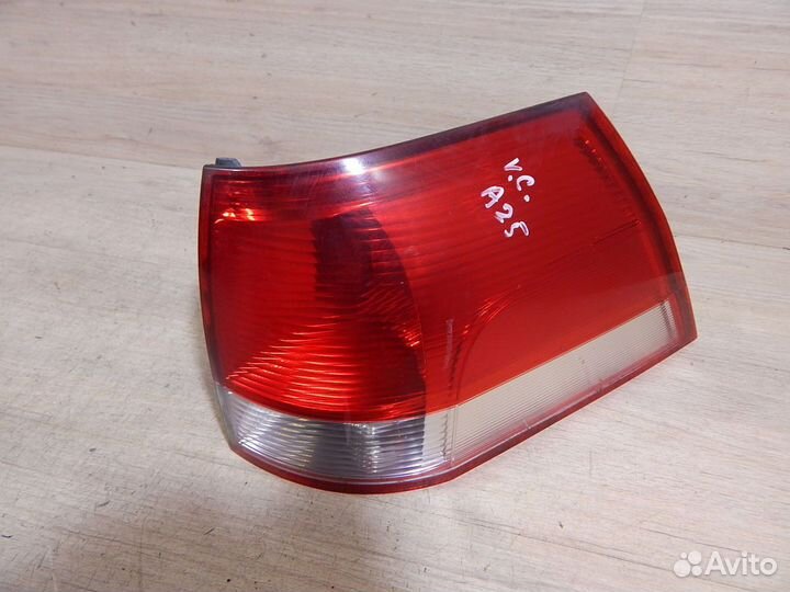 Фонарь задний правый Opel Vectra C универсал