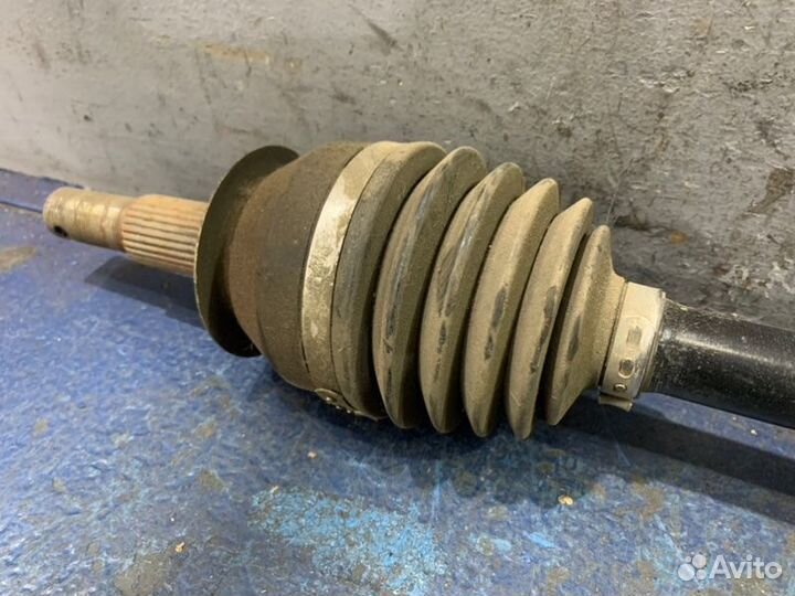 Привод задний правый Infiniti M Y50