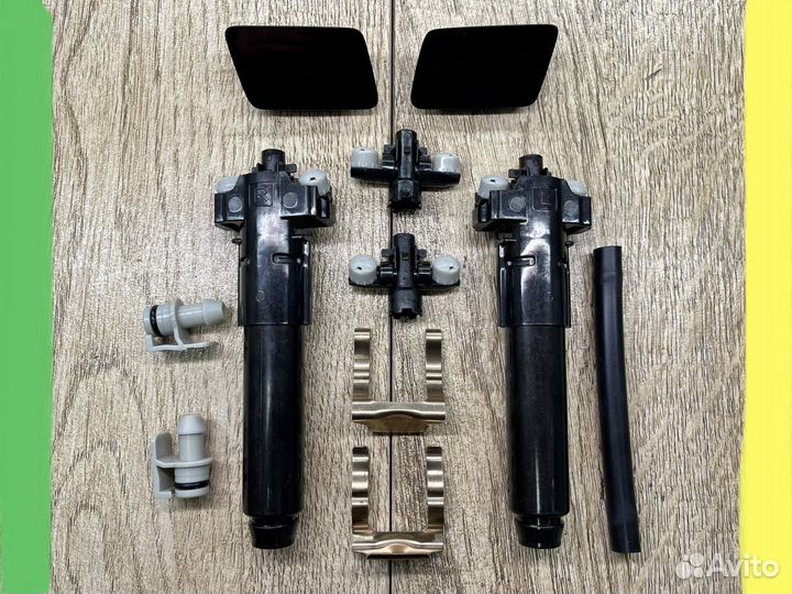 Крышка форсунка омыватель фар Infiniti QX80 Z62