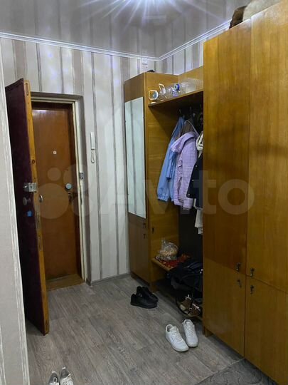 2-к. квартира, 52 м², 2/3 эт.