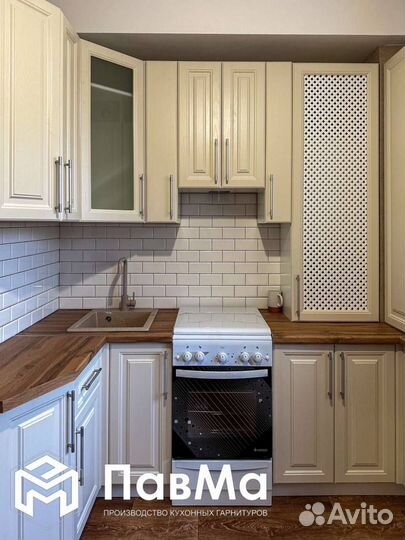 Кухонные гарнитуры