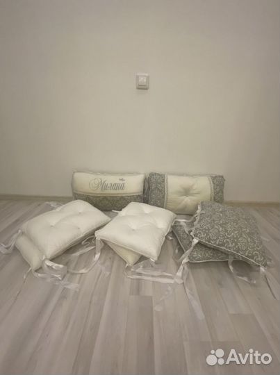 Бортики на детскую кроватку