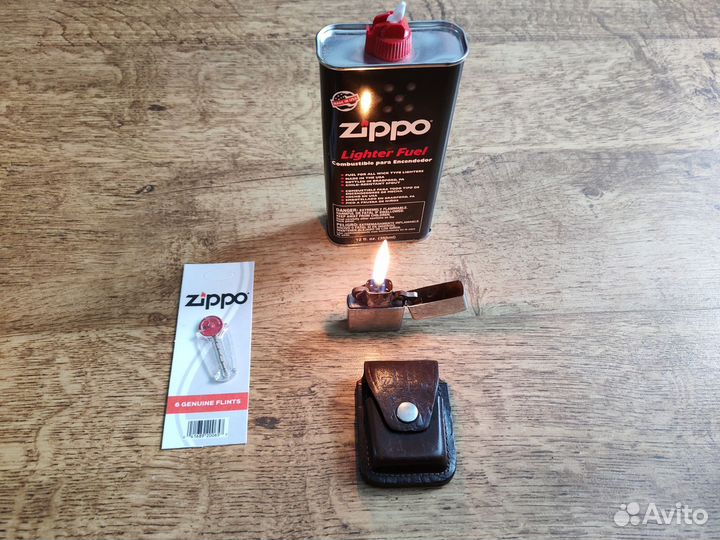 Зажигалка Zippo Venetian Marlboro 2000 года