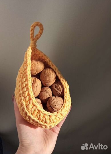 Вазянное кашпо, хранение овощей, орехов