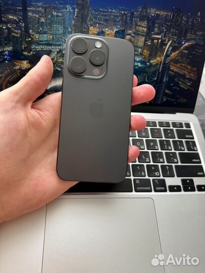 iPhone 15 Pro, 256 ГБ