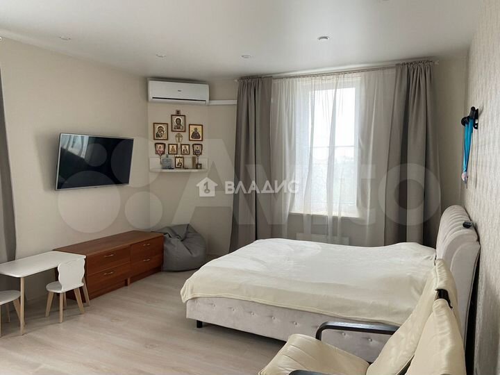 2-к. квартира, 65 м², 7/12 эт.