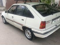 Opel Kadett 1.3 MT, 1988, 200 000 км, с пробегом, цена 135 000 руб.