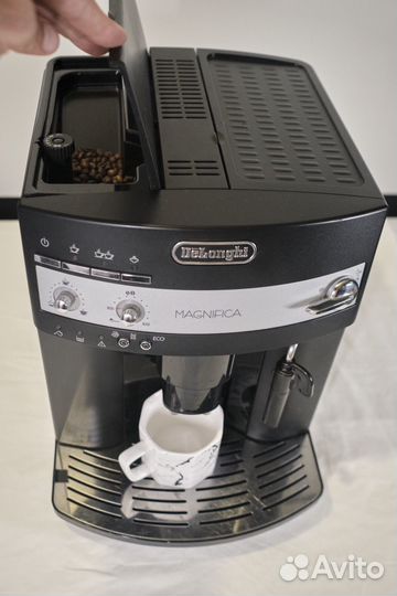 Кофемашина delonghi magnifica