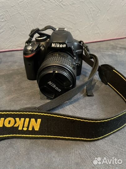 Зеркальный фотоаппарат Nikon D3200