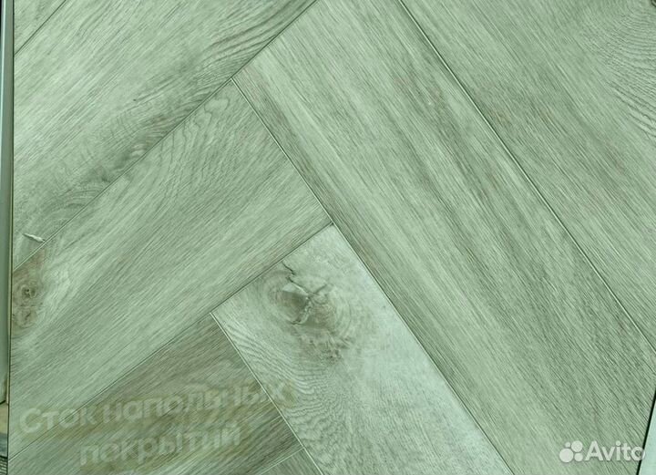 Виниловый ламинат елочка