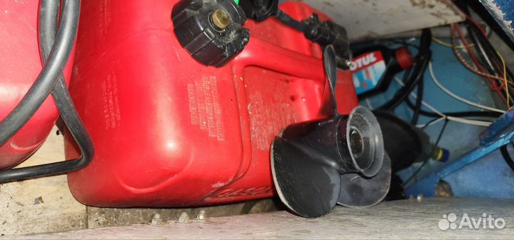 Винт для лодочного мотора Yamaha Honda