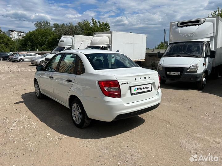 LADA Granta 1.6 МТ, 2019, 30 500 км