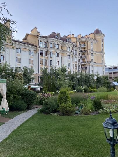 3-к. квартира, 98 м², 4/7 эт.