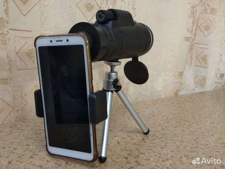 Монокуляр со штативом и держателем телефона