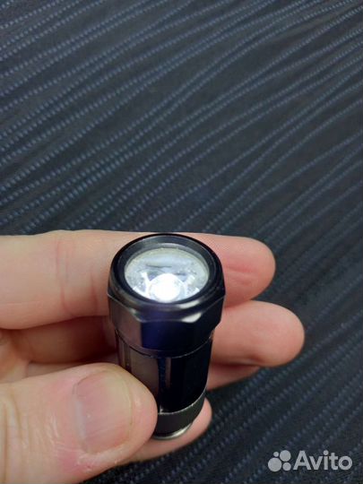 Фонарик светодиодный аккумуляторный