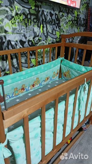 Детская кроватка