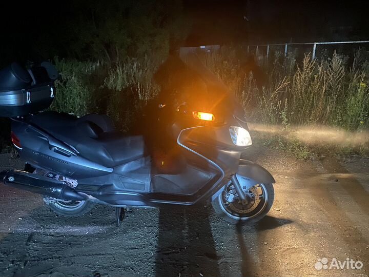 Suzuki SkyWave 650 LX