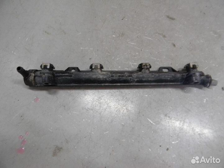 Рейка топливная (рампа) V1,4 (BUD) Octavia