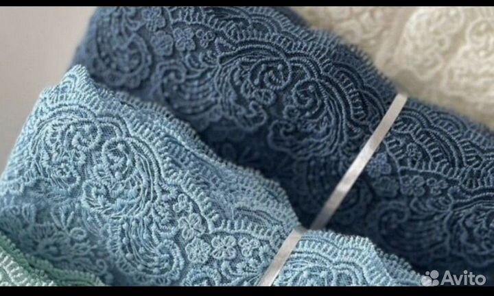 Кружево синее