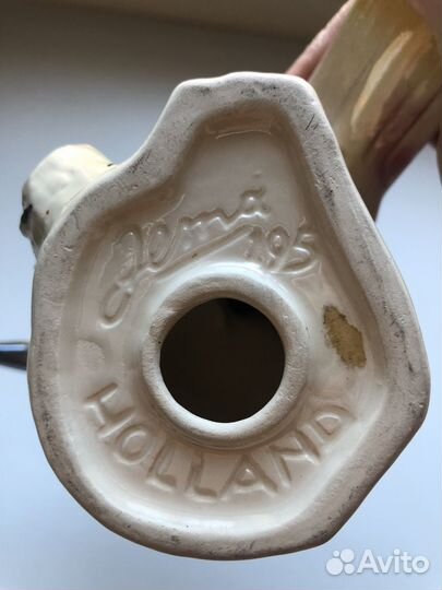 Статуэтка птицы