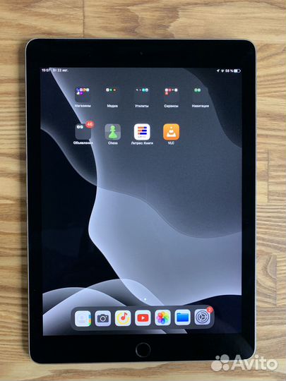 iPad pro 9.7 128Gb с чехлом
