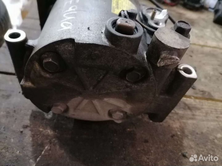 Компрессор кондиционера 4G93