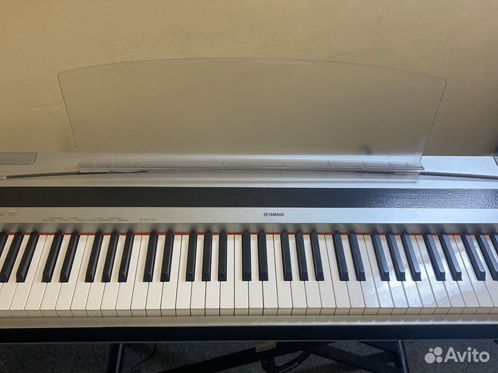 Цифровое пианино yamaha p70+ стойка