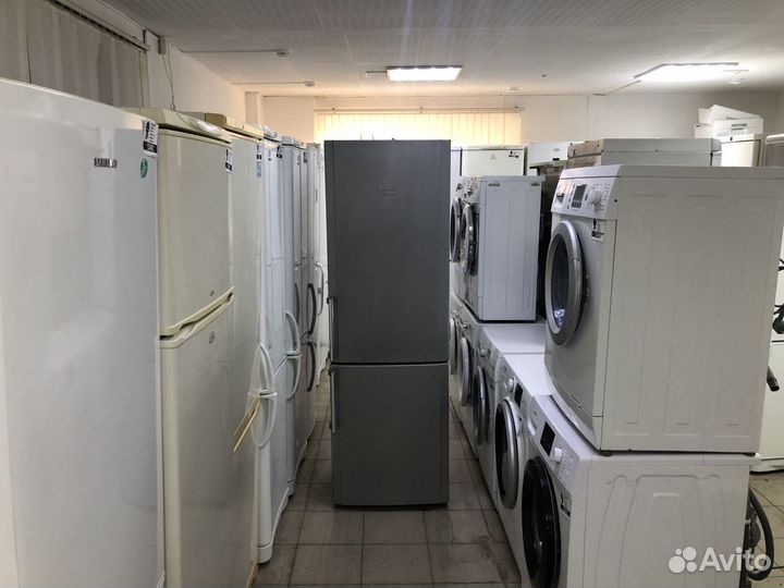 Холодильник Hotpoint-Ariston. 185 см. С гарантией