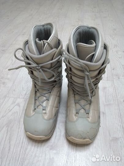 Комплект Зимний Куртка Штаны Перчатки Шапка