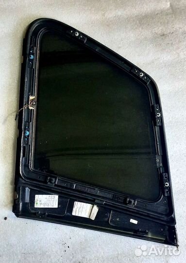 Форточка задняя Фольксваген Туарег