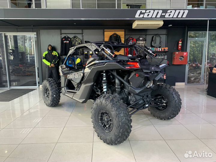 BRP Can-Am Maverick X RS Turbo RR 2023 с ндс