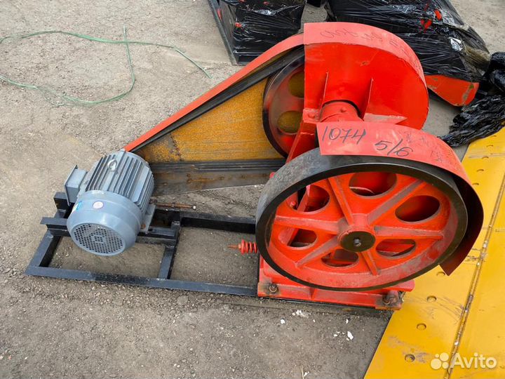 Щековая дробилка ре 150х250