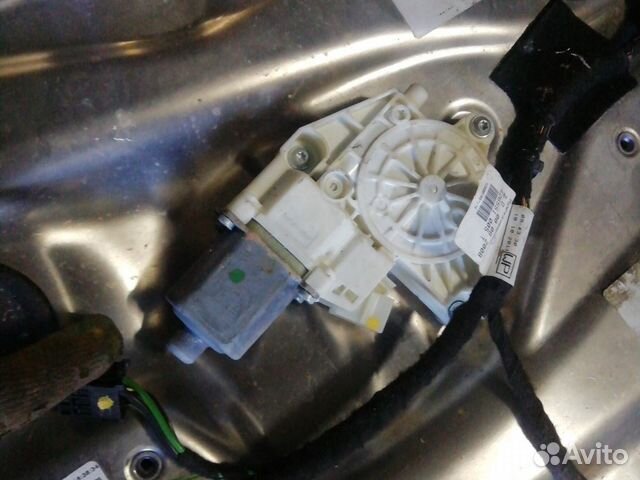 Привод переднего левого стеклоподьемника мерседес