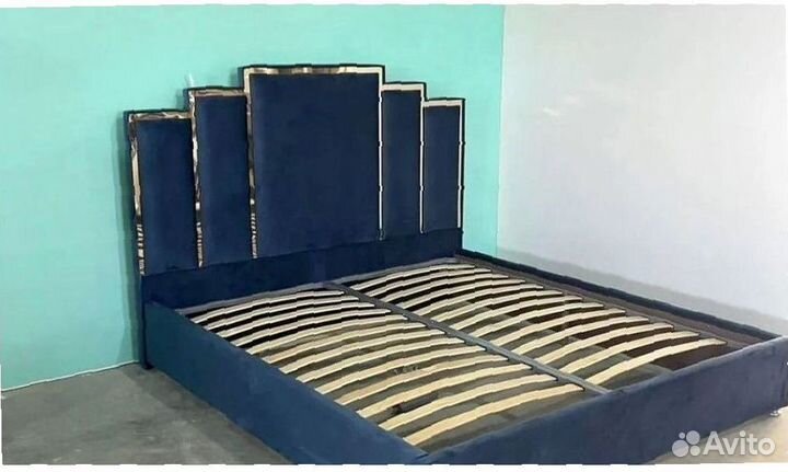 Кровать двуспальная мягкая на заказ