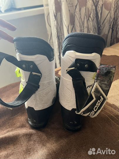 Горнолыжные ботинки