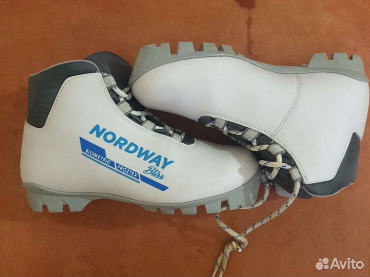 Лыжные ботинки nordway 35