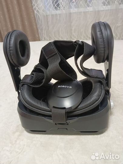 Очки виртуальной реальности bobovr