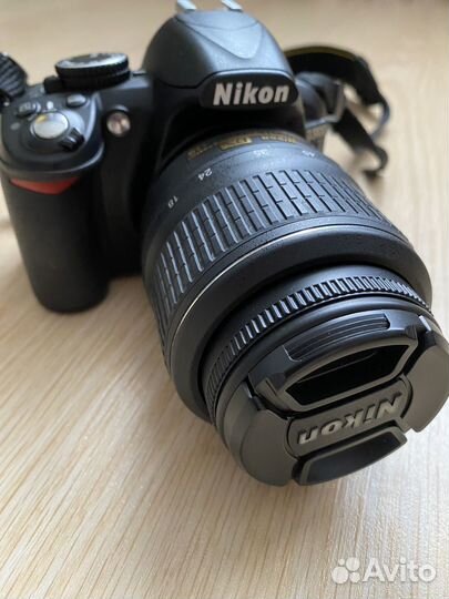 Фотоаппарат Nikon 3100 18-55. Есть еще обьективы