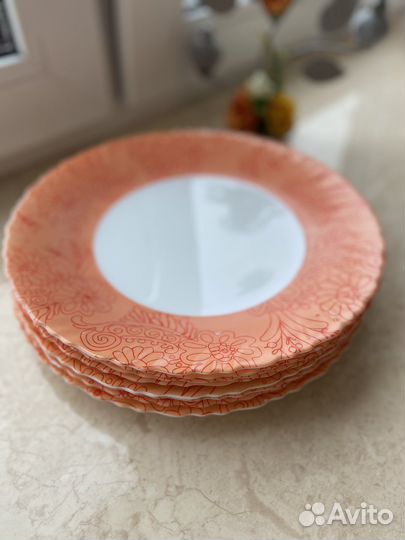 Набор тарелок