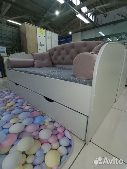 Детская кроватка/мягкая спинка/софа