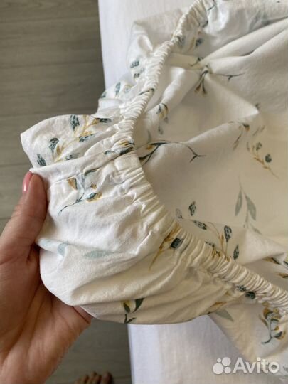 Простынь на резинке в детскую кровать