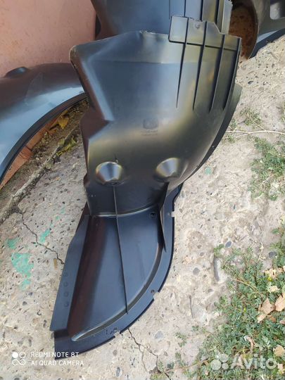 Подкрылки (локеры) передние Ваз 2170 Приора Новые