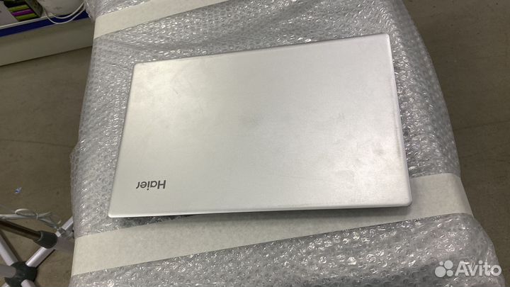 Ноутбук Haier U1520SM