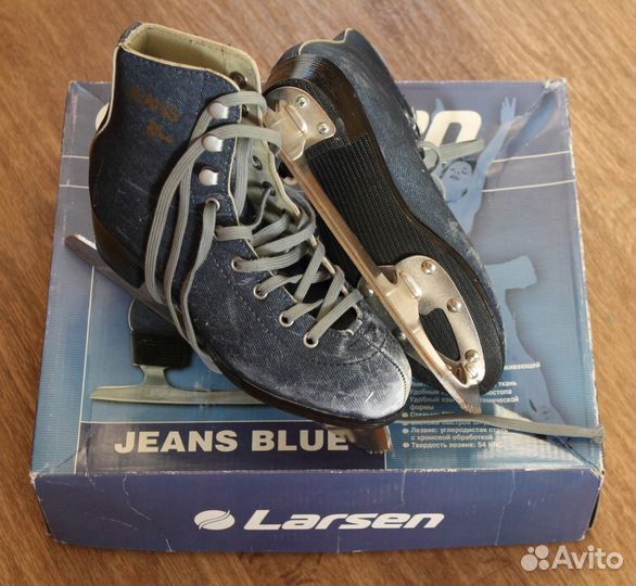 Коньки фигурные Larsen, 32 размер