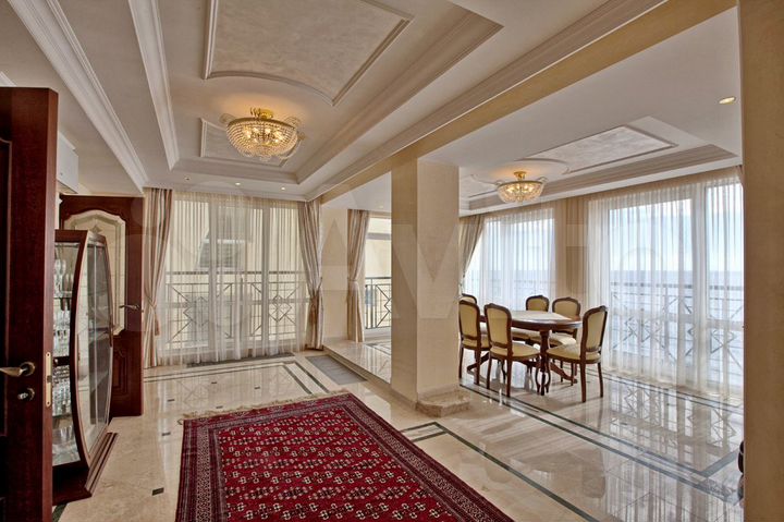 4-к. апартаменты, 158 м², 5/6 эт.