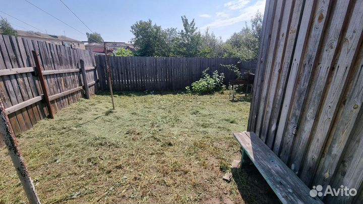 Покос травы триммером