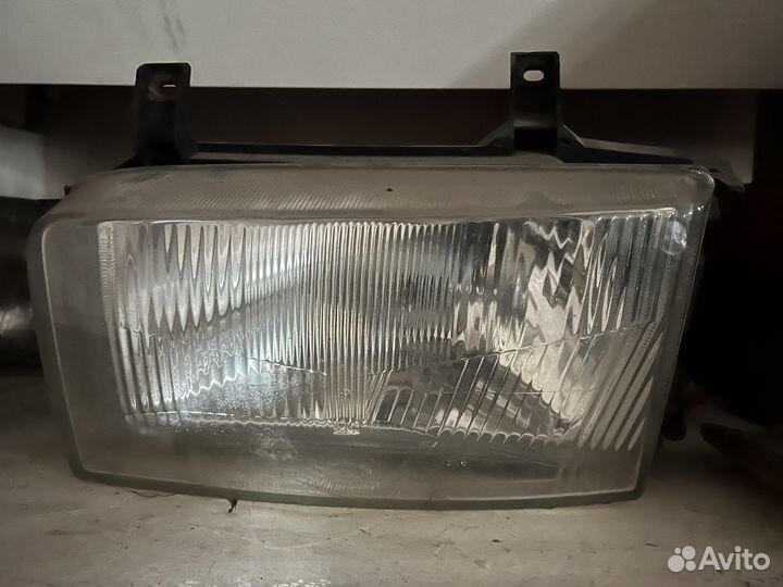 Фара на volkswagen t4